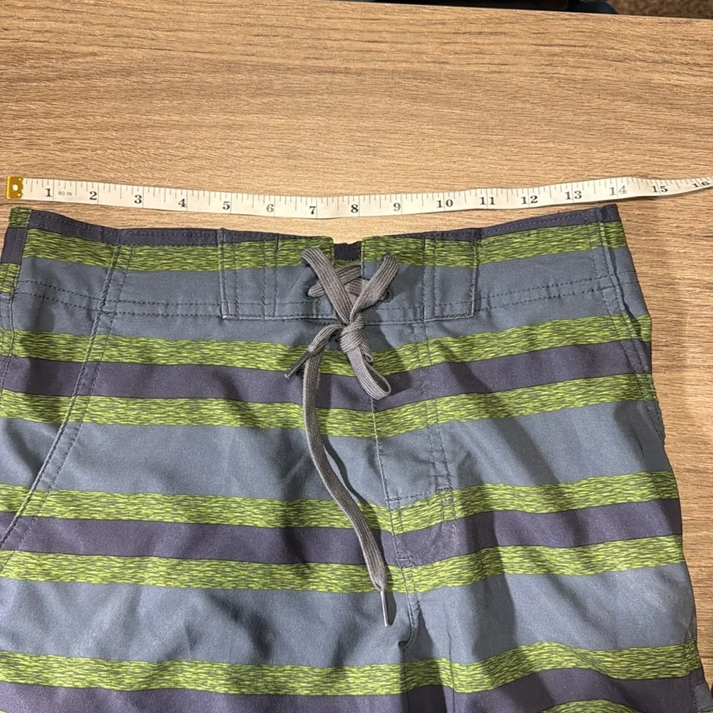 Prana shorts‎ Prana breathe shorts men’s size 28 Blue and Green Board Shorts